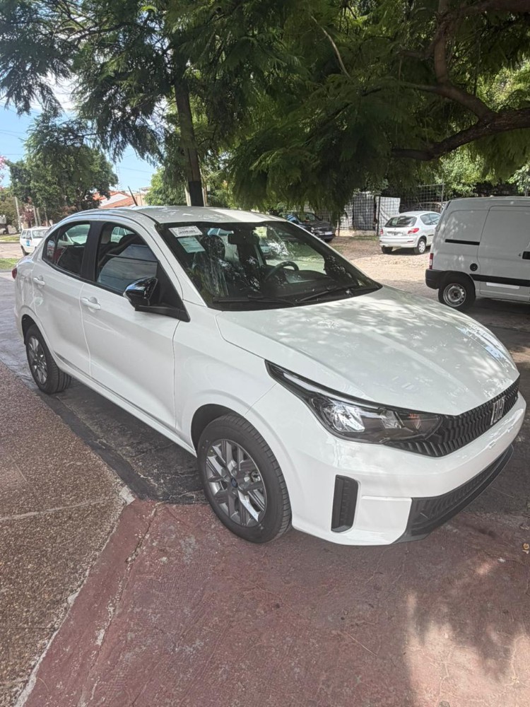 Fiat Cronos 1.3 gse stile — foto 8
